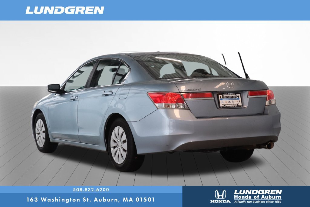 Used 2011 Honda Accord LX image 3