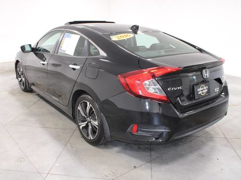 Used 2016 Honda Civic Touring image 7