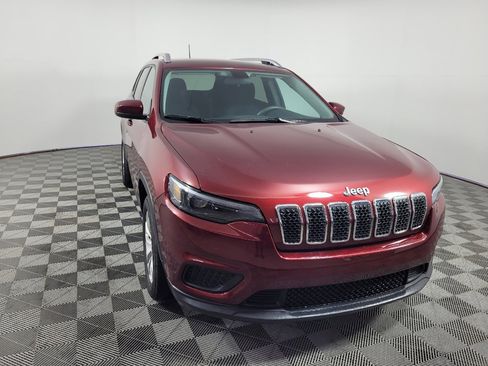 Used 2020 Jeep Cherokee Latitude FWD image 13