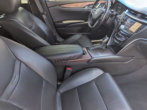 Used 2019 Cadillac XTS Luxury FWD image 11