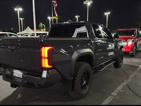 Used 2024 Toyota Tacoma TRD Off-Road image 2