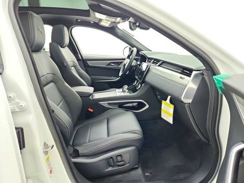 Certified 2026 Jaguar F-PACE R-Dynamic S AWD/4WD image 18