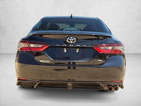 Used 2024 Toyota Camry SE FWD image 7