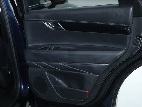 Used 2025 Genesis GV80 2.5T Standard image 32