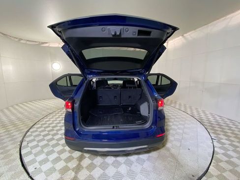 Used 2023 Chevrolet Equinox LT image 30