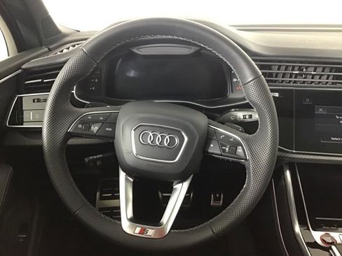 Used 2025 Audi SQ7 Premium Plus image 11