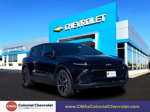 New 2026 Chevrolet Equinox EV LT image 1