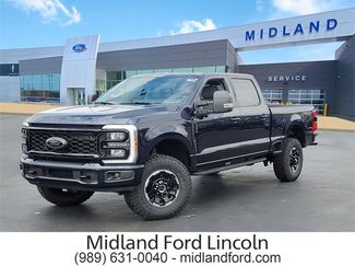 New 2025 Ford F350 XLT w/ Black Appearance Package 360° Tour