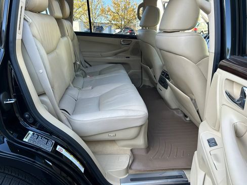 Used 2010 Lexus LX 570 LX 570 Sport Utility 4D image 69