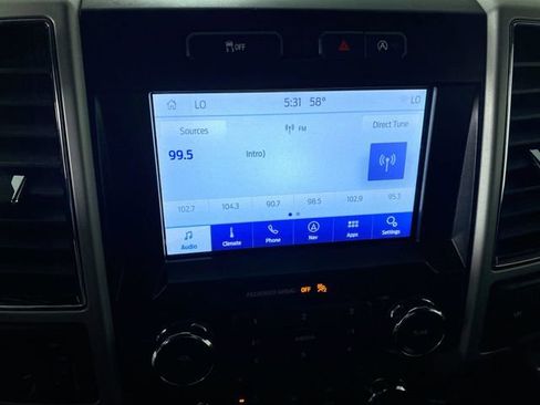 Used 2019 Ford F150 Lariat image 7