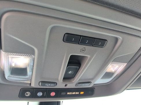 Used 2021 Chevrolet Silverado 1500 LT w/ Convenience Package II image 21