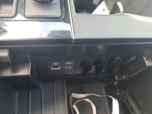 Used 2024 Toyota Tundra Limited image 27