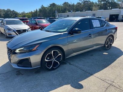 Used 2023 Nissan Altima 2.5 SR