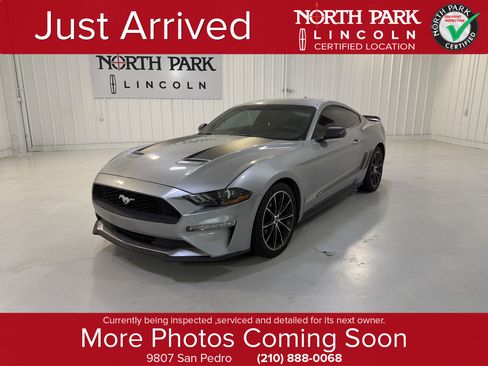 Used 2020 Ford Mustang Coupe w/ Equipment Group 101A RWD image 1
