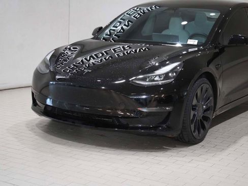 Used 2023 Tesla Model 3 Performance image 2