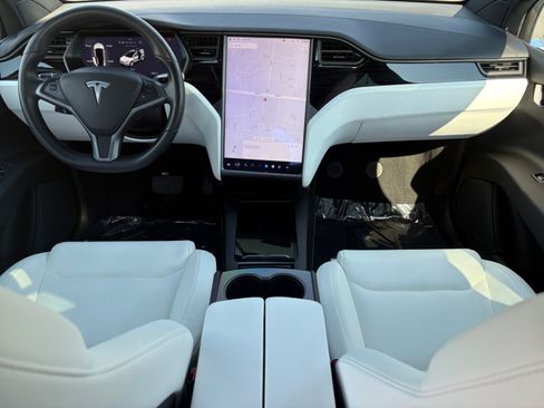 Used 2021 Tesla Model X Long Range AWD/4WD image 21