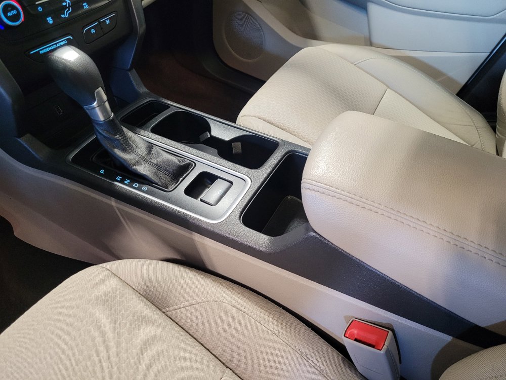 Used 2017 Ford Escape SE AWD/4WD image 26
