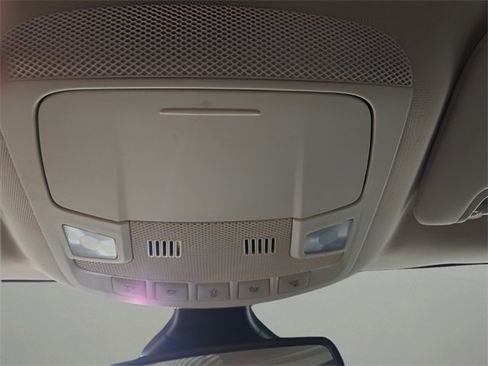 Used 2024 Ford Edge SEL image 22