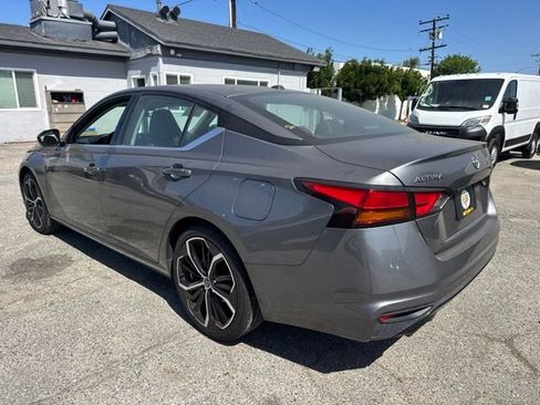 Used 2024 Nissan Altima 2.5 SR FWD image 7