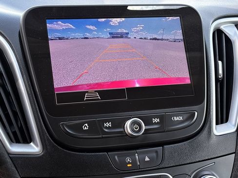 Used 2024 Chevrolet Malibu RS FWD image 19