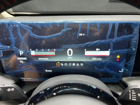 New 2026 Nissan Kicks SR w/ SR Premium Package FWD image 10