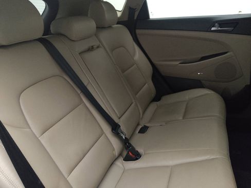 Used 2017 Hyundai Tucson SE Plus image 19