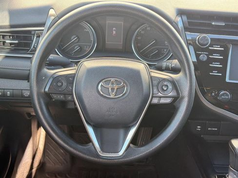 Used 2019 Toyota Camry LE FWD image 15