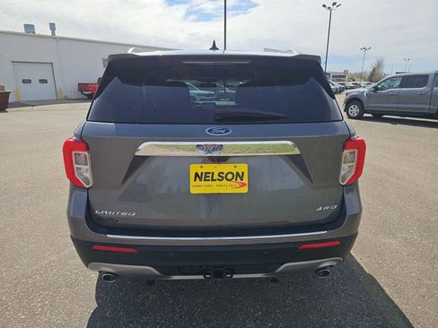 Used 2023 Ford Explorer Limited w/ Class IV Trailer Tow Package AWD/4WD image 4