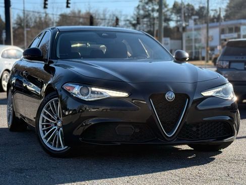 Used 2019 Alfa Romeo Giulia Ti w/ Quick Order Package 22Z Lusso image 7