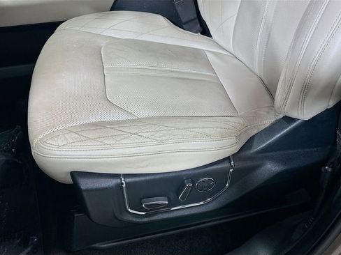 Used 2018 Ford Expedition Max Platinum AWD/4WD image 21