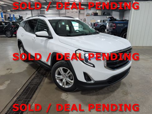 Used 2018 GMC Terrain SLE w/ Infotainment Package I AWD/4WD image 1