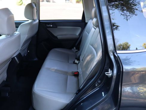Used 2014 Subaru Forester 2.5i Limited w/ Popular Package #2 AWD/4WD image 20