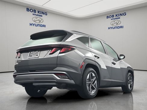 New 2026 Hyundai Tucson SEL FWD image 23