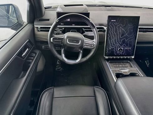 Used 2025 GMC Sierra EV Denali AWD/4WD image 24