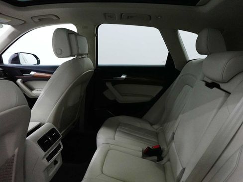 Used 2023 Audi Q5 2.0T Premium w/ Convenience Package AWD/4WD image 27