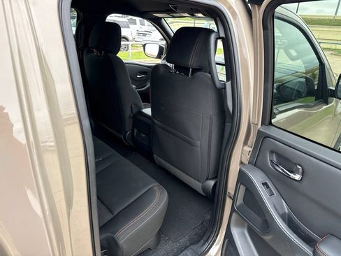 Used 2024 Nissan Frontier Pro-X w/ Technology Package RWD image 12