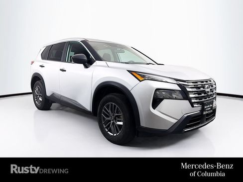 Used 2024 Nissan Rogue S AWD/4WD image 1