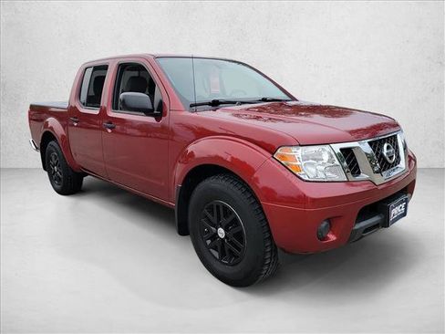 Used 2019 Nissan Frontier SV image 3
