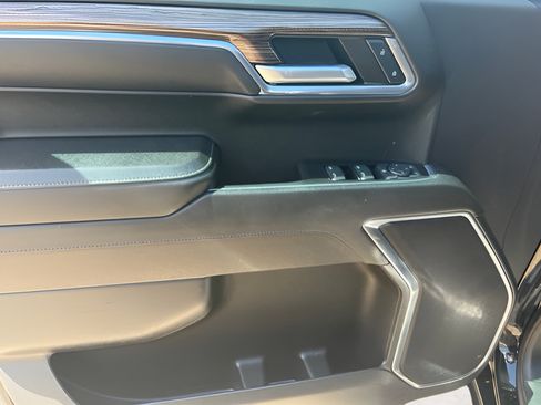 Used 2023 Chevrolet Silverado 1500 RST AWD/4WD image 13