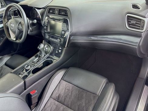 Certified 2023 Nissan Maxima SR w/ Sport Mat Group image 32