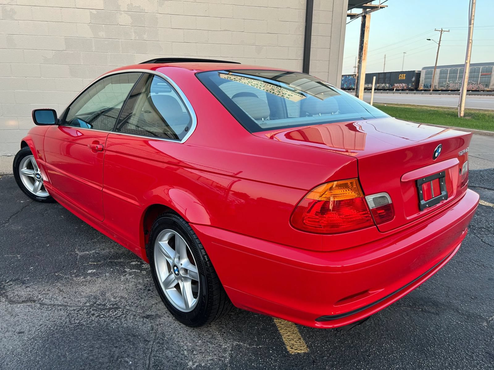 Used 2001 BMW 325Ci Coupe RWD image 5