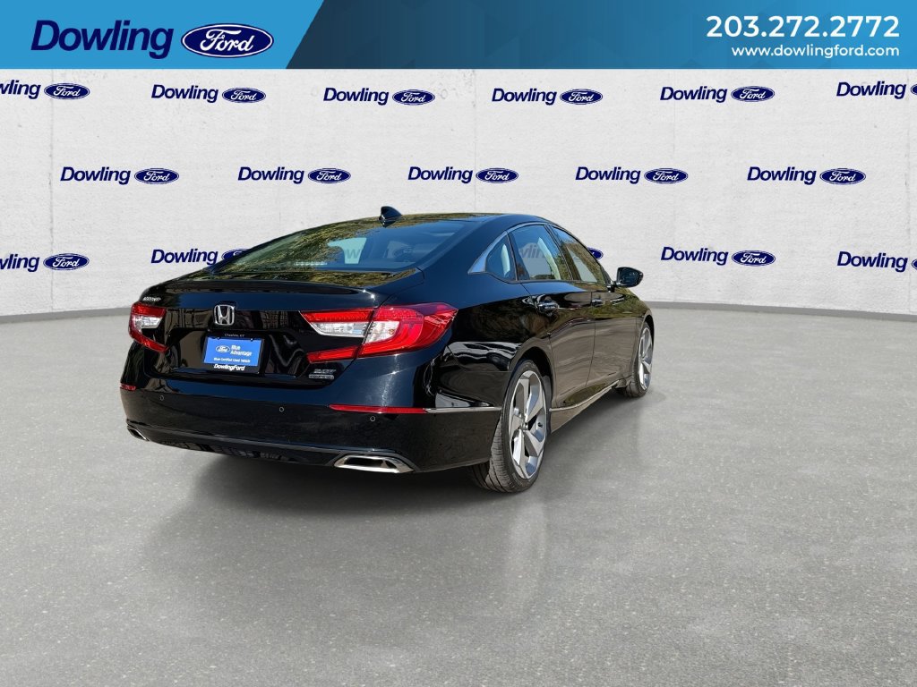 Used 2018 Honda Accord Touring image 8