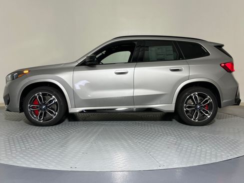 Used 2026 BMW X1 M35i w/ Technology Package AWD/4WD image 2