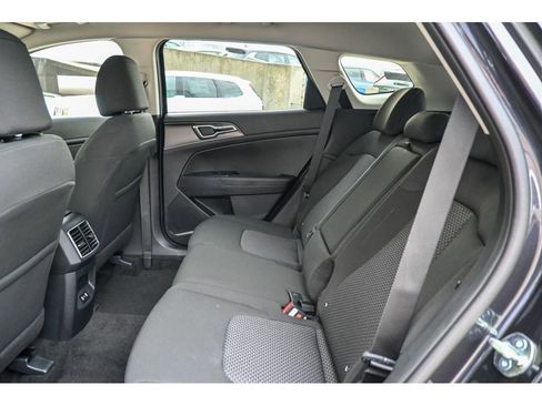 New 2026 Kia Sportage LX w/ LX Convenience Package image 12