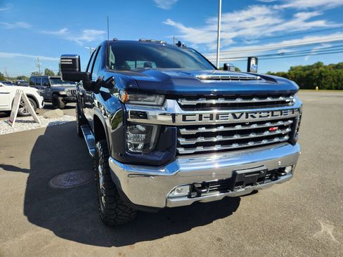Used 2020 Chevrolet Silverado 2500 LTZ w/ LTZ Plus Package image 21