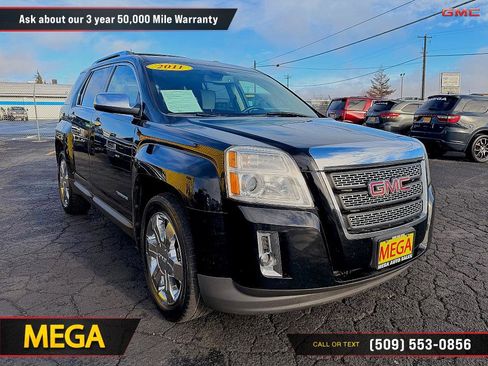 Used 2011 GMC Terrain SLT w/ Cargo Package image 4