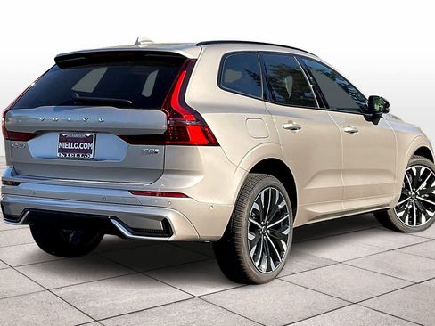 New 2026 Volvo XC60 T8 Ultra w/ Protection Package Premier image 4