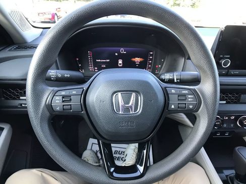 Used 2024 Honda Accord EX image 9