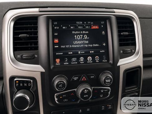 Used 2017 RAM 1500 Big Horn RWD image 10