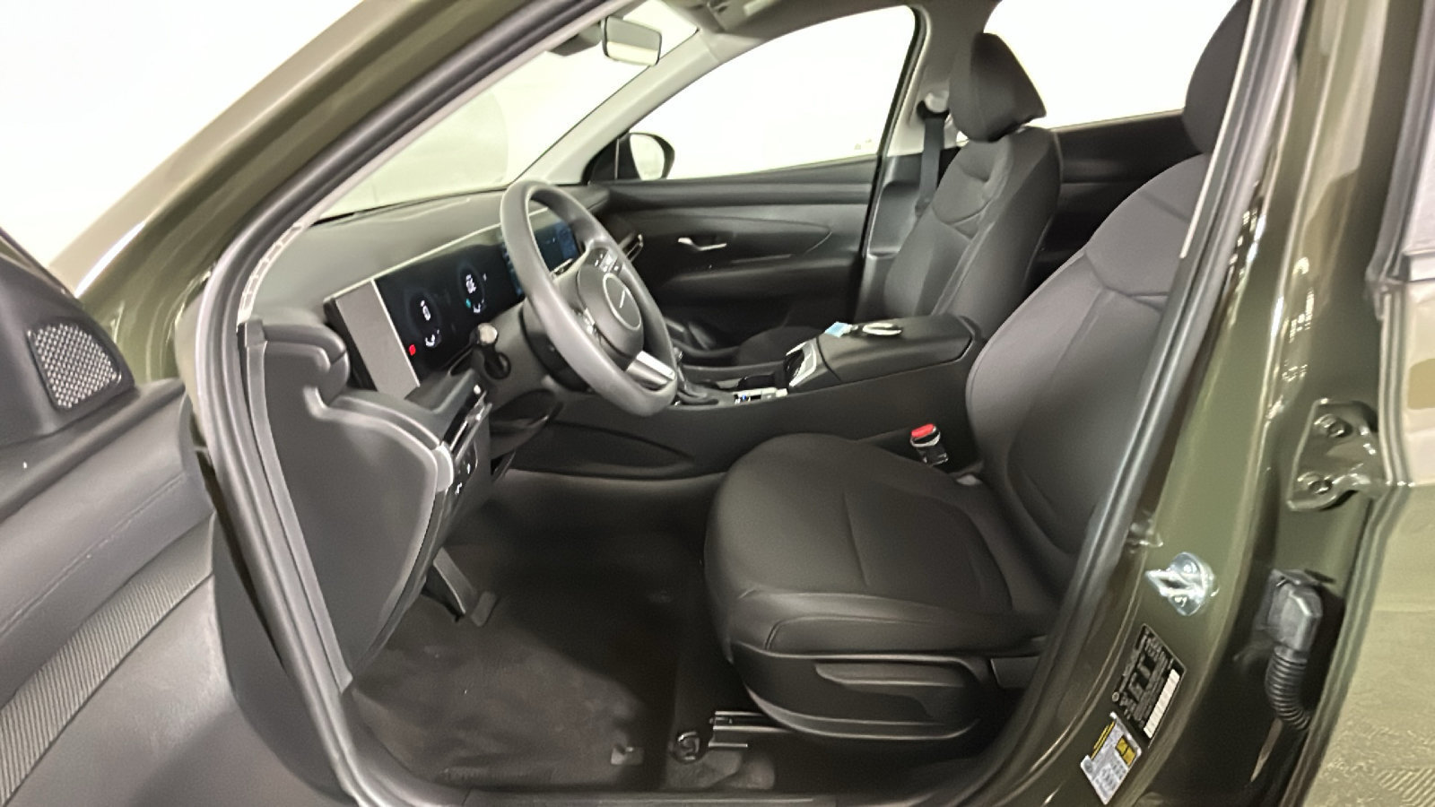 Used 2026 Hyundai Tucson SE AWD/4WD image 14